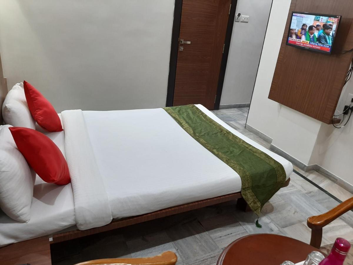 City Palace Hotel होटल सिटी पैलेस Nashik Eksteriør billede