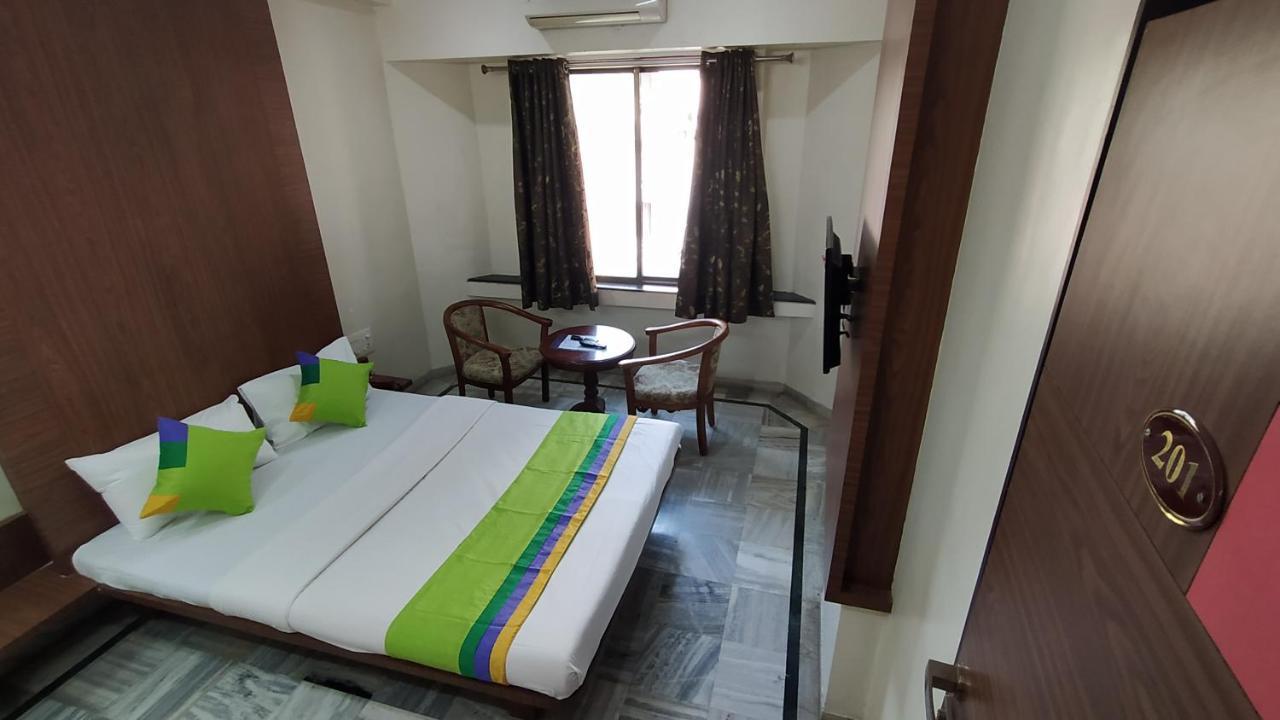 City Palace Hotel होटल सिटी पैलेस Nashik Eksteriør billede