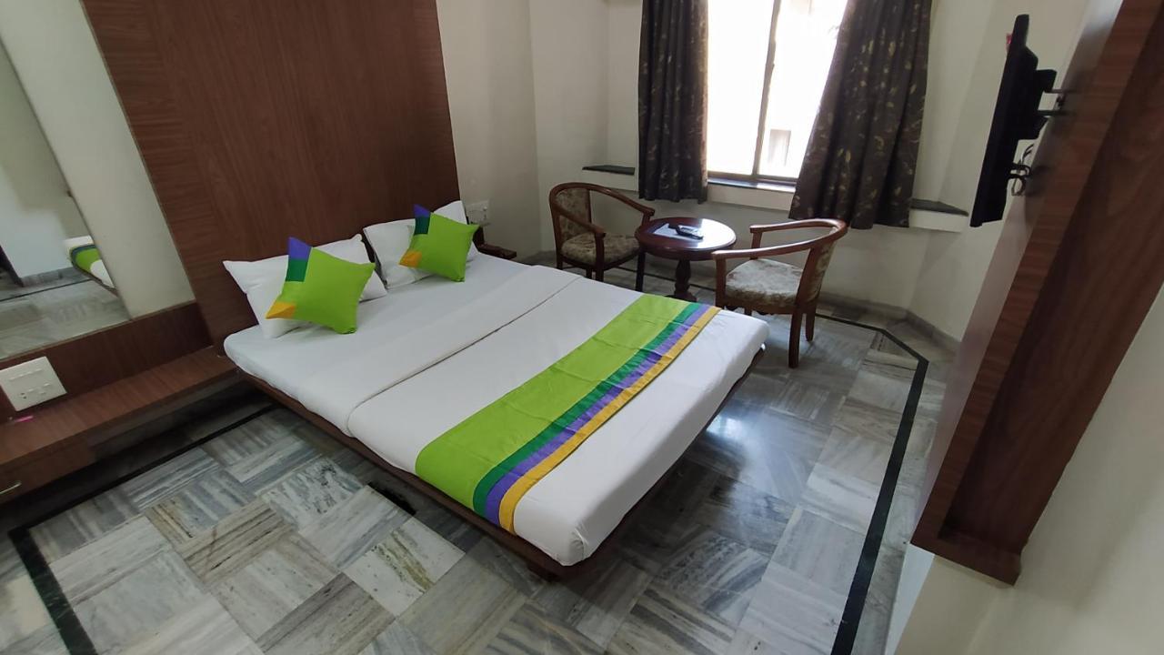 City Palace Hotel होटल सिटी पैलेस Nashik Eksteriør billede