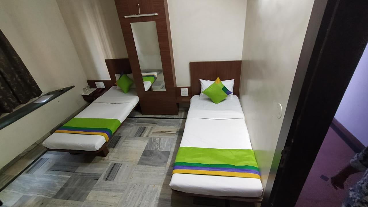 City Palace Hotel होटल सिटी पैलेस Nashik Eksteriør billede