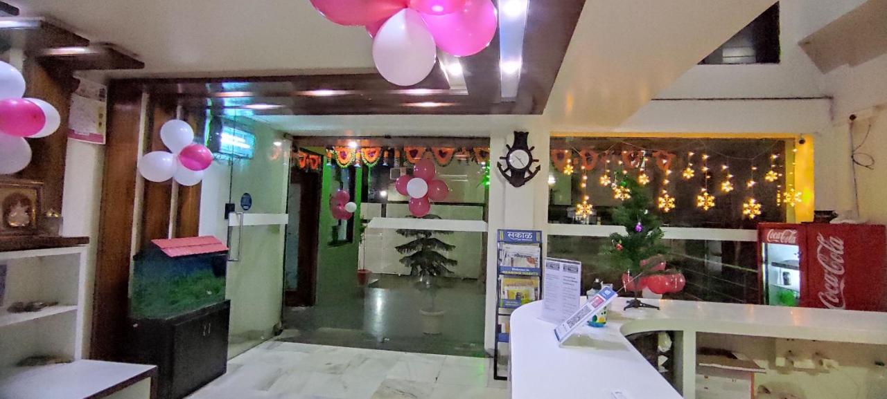 City Palace Hotel होटल सिटी पैलेस Nashik Eksteriør billede